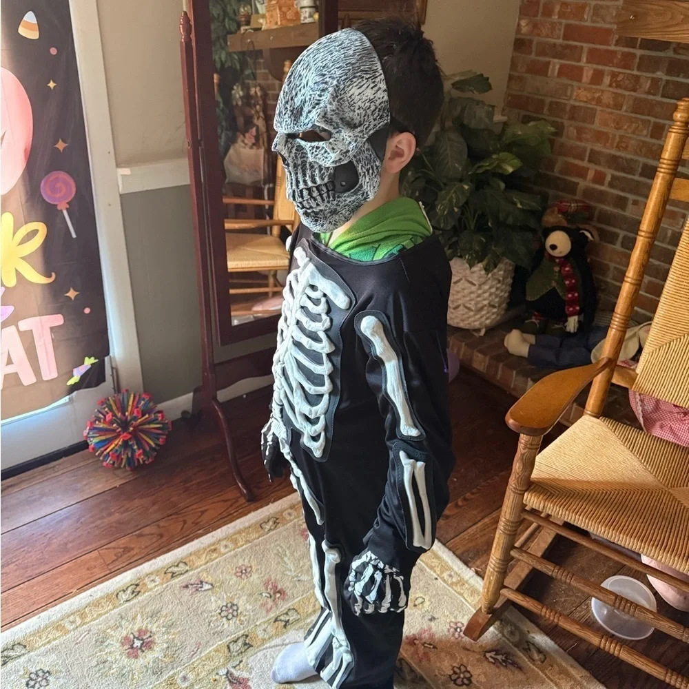 Kids Skeleton Costume with Skull Mask & Gloves